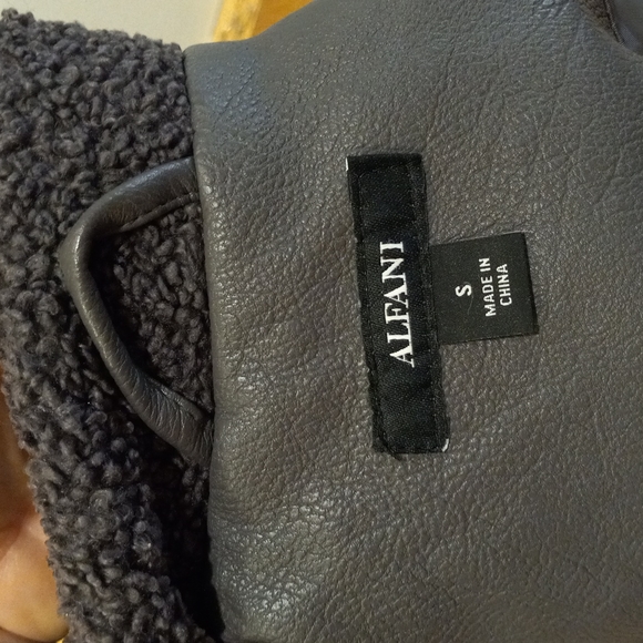 Alfani faux leather jacket, small, beautiful - Picture 4 of 10